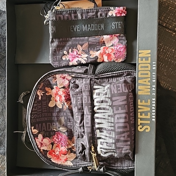 Steve Madden Black and Pink Floral Backpack Set With Clutch NWT main image 5